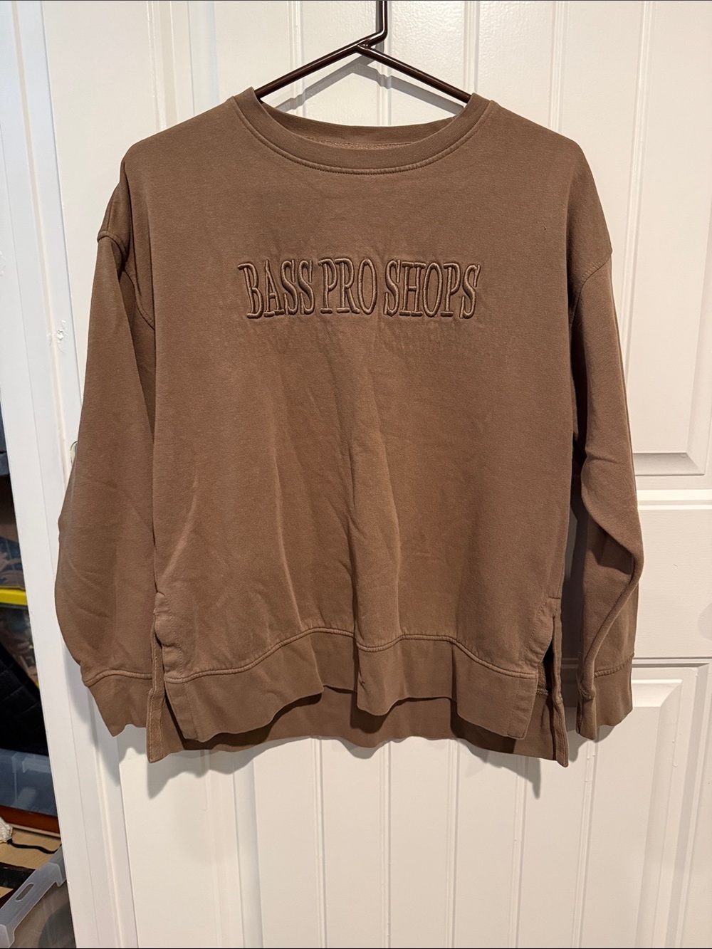 Bass Pro Shops Brown Embroidered Logo Crewneck Sweatshirt